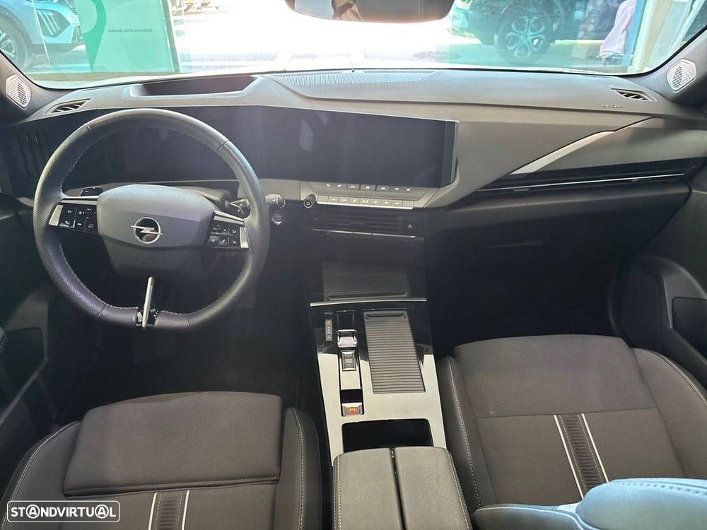 Opel Astra 1.2 T GS Aut. - 8
