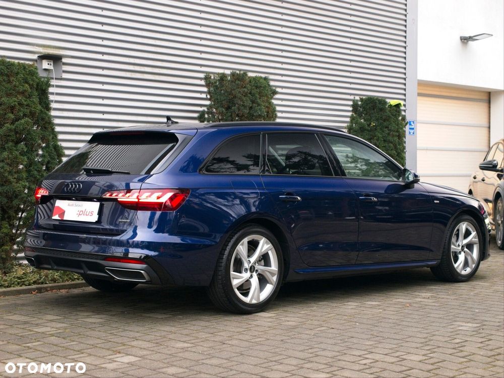 Audi A4 Avant - 11