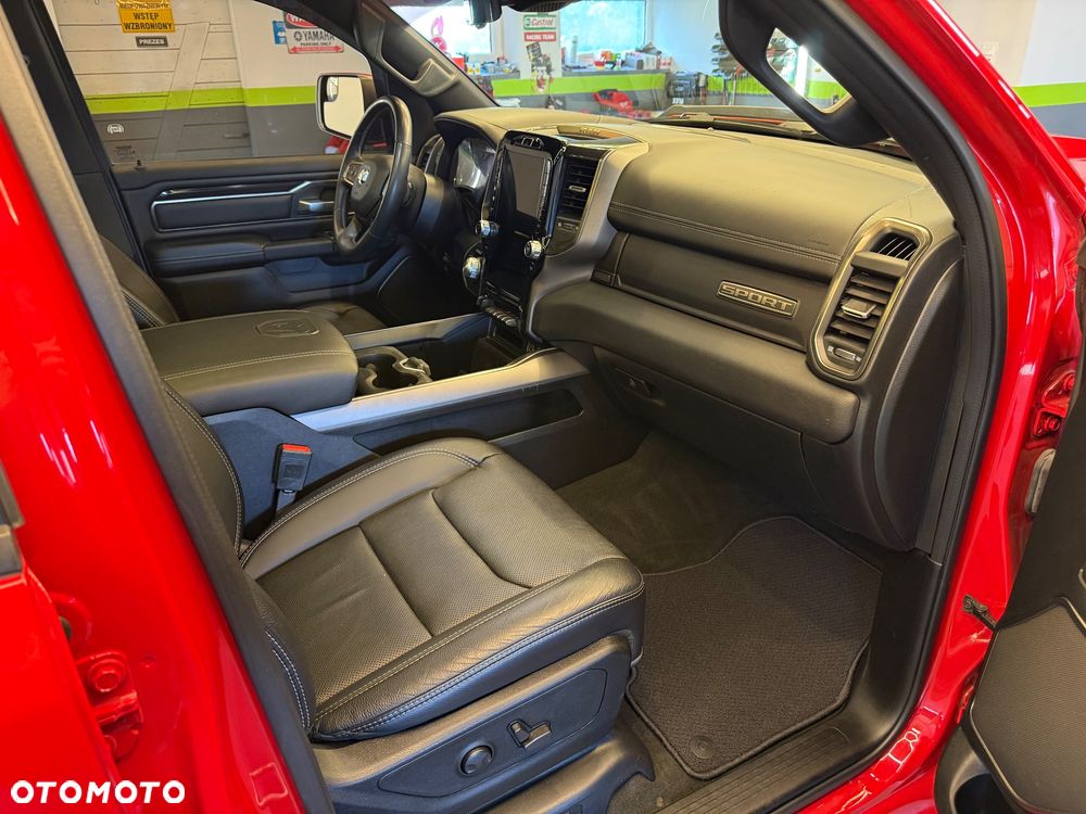 Dodge RAM 5.7 4x4 - 21