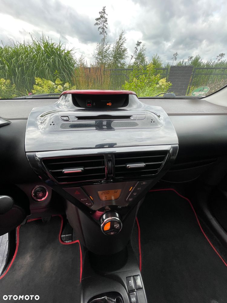 Toyota iQ 1.33 - 28