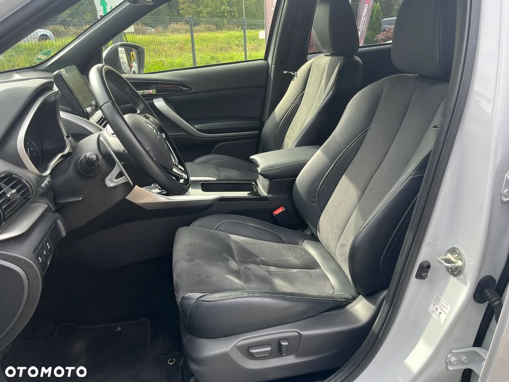Mitsubishi Eclipse Cross Plug-In Hybrid 4WD Plus Select - 23