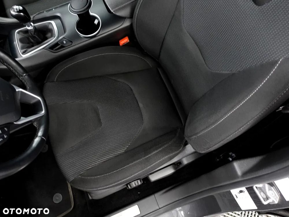 Ford Mondeo 2.0 EcoBlue Titanium - 12