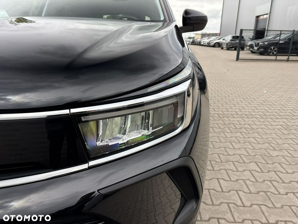 Opel Grandland 1.2 T Business Edition S&S - 9