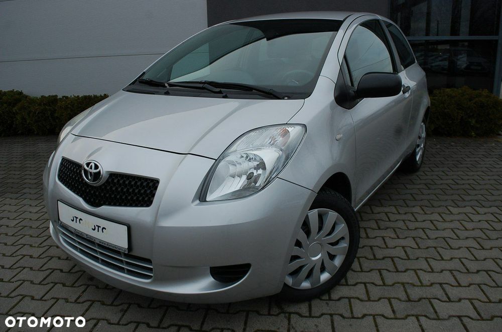 Toyota Yaris - 2