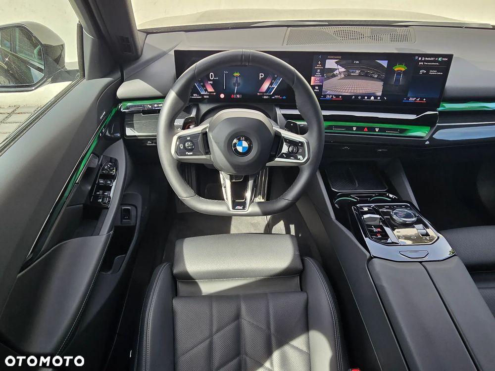 BMW Seria 5 520d xDrive mHEV M Sport - 18