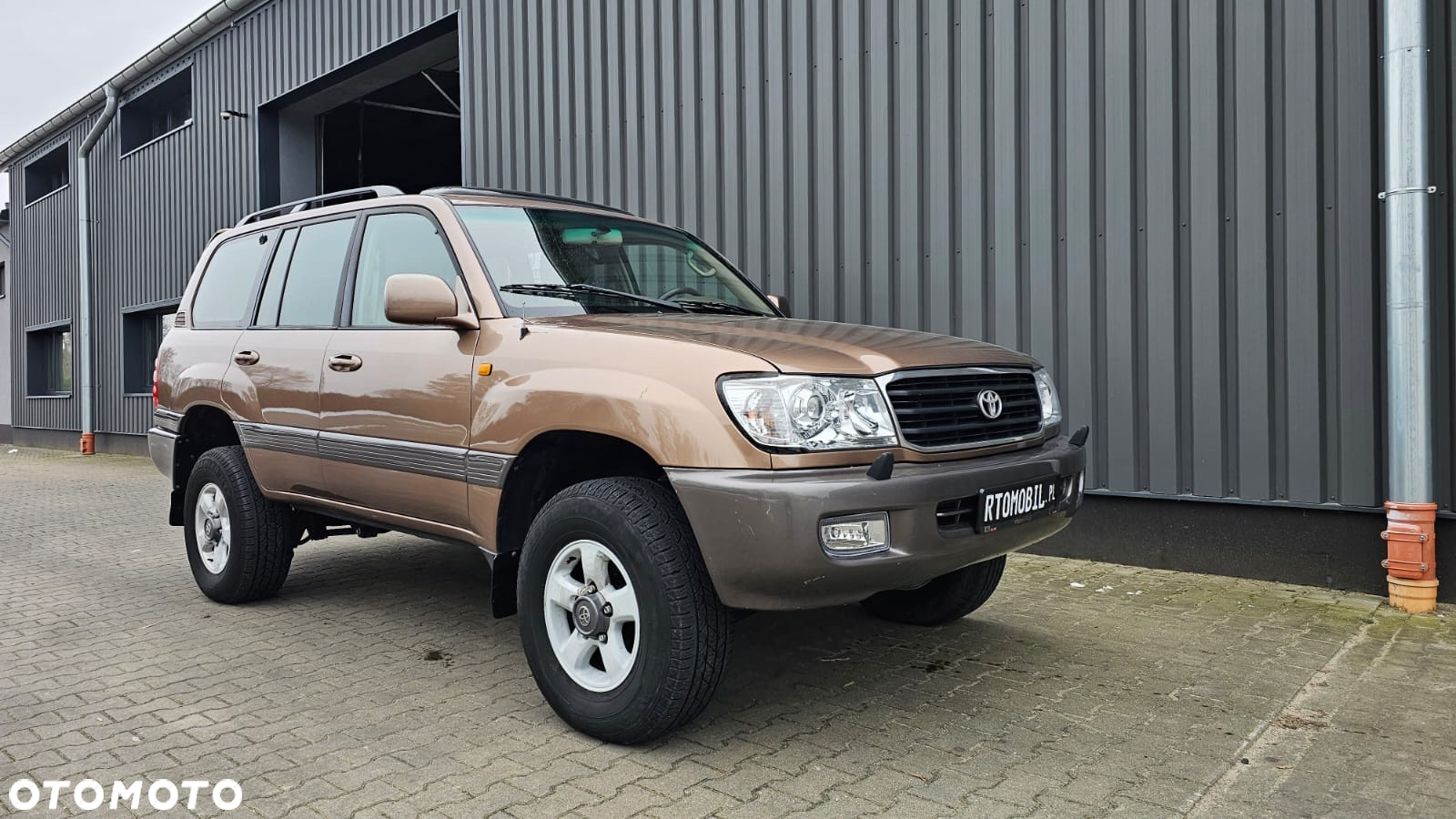 Toyota Land Cruiser 4.7 V8 - 4