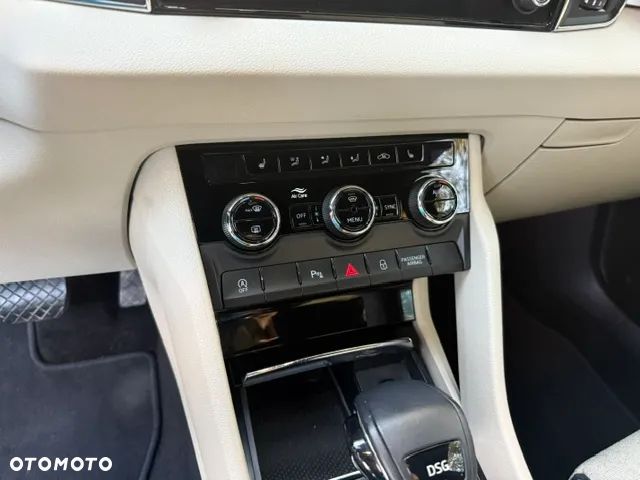 Skoda Karoq 1.5 TSI ACT 4x2 Style DSG - 11
