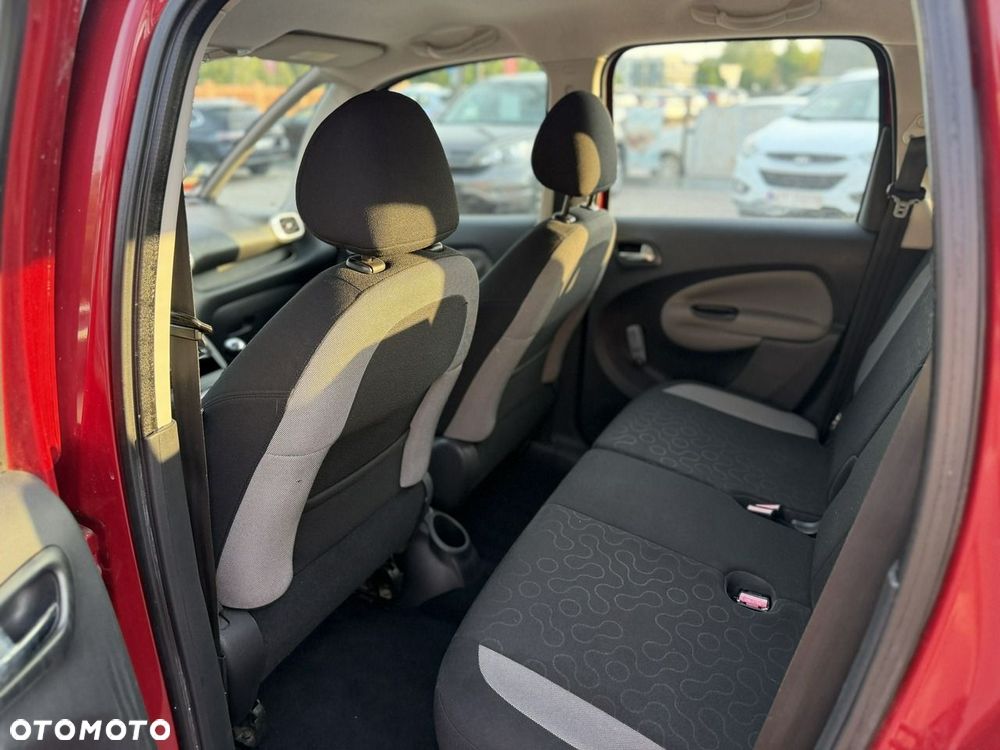 Citroën C3 Picasso 1.4i Attraction - 17