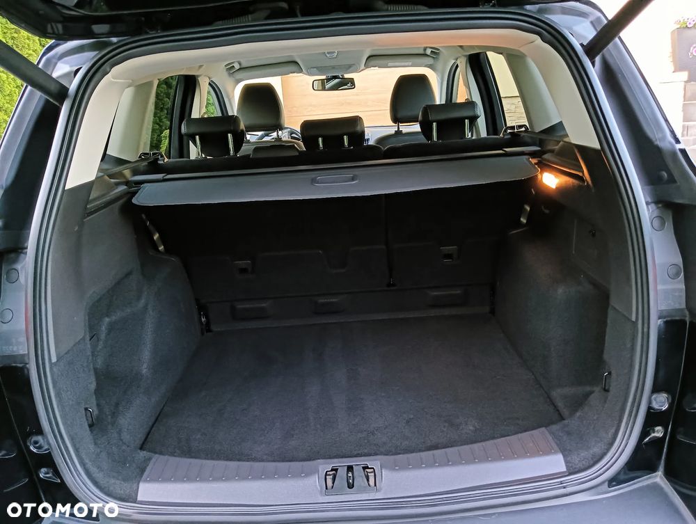 Ford Kuga - 21