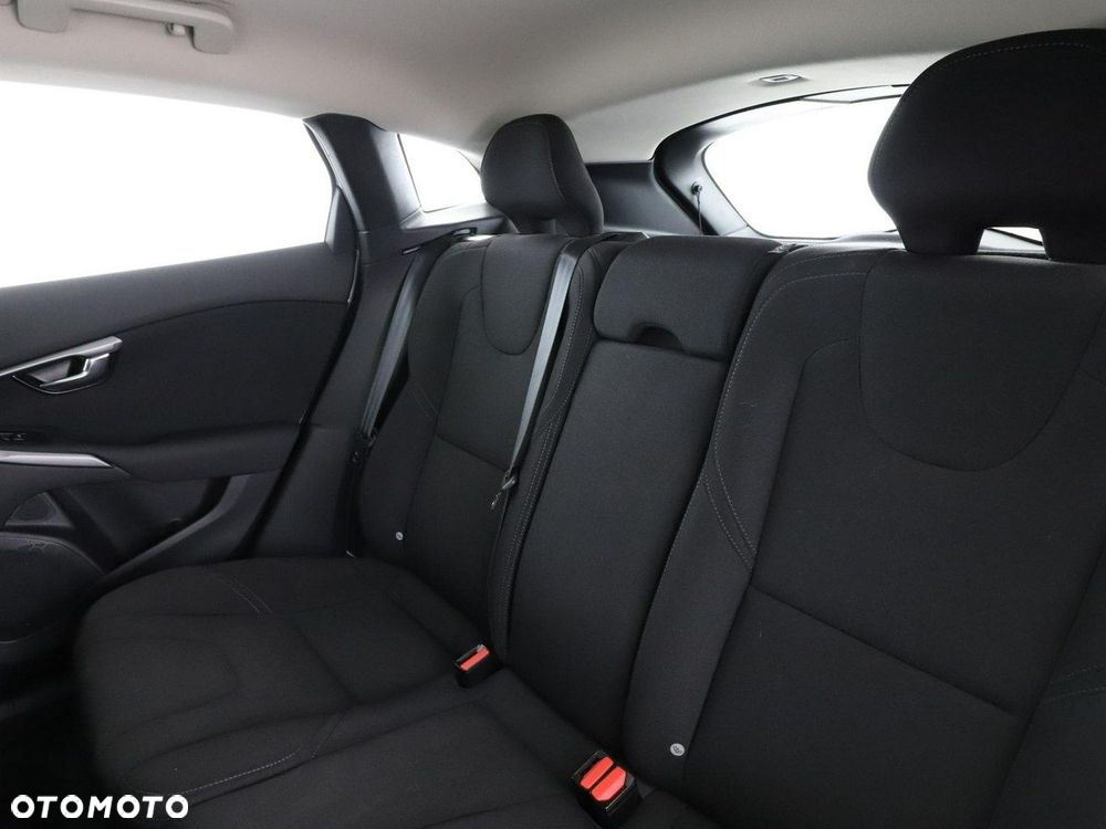 Volvo V40 T2 Kinetic - 18