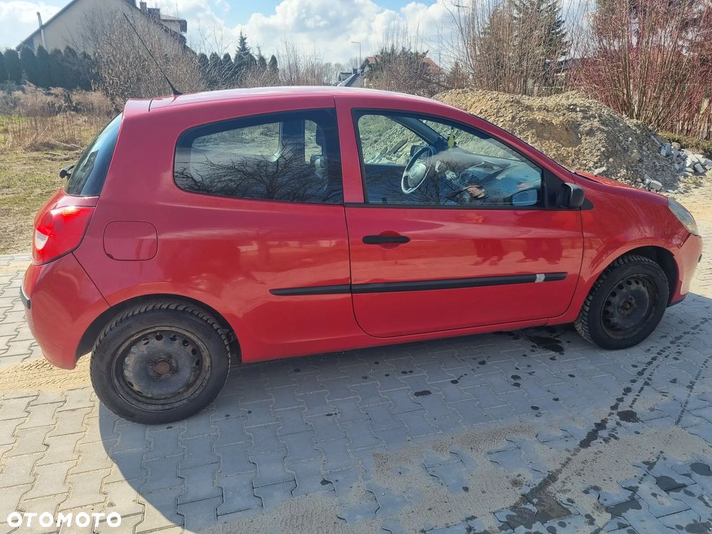 Renault Clio 1.2 16V Expression - 5