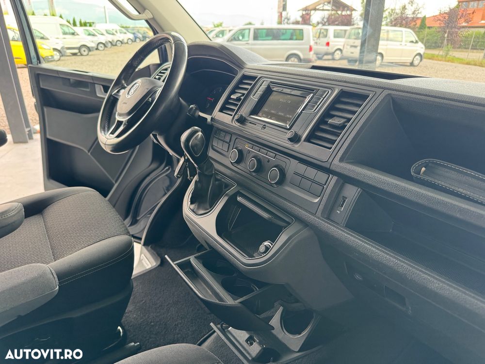 Volkswagen Multivan - 19