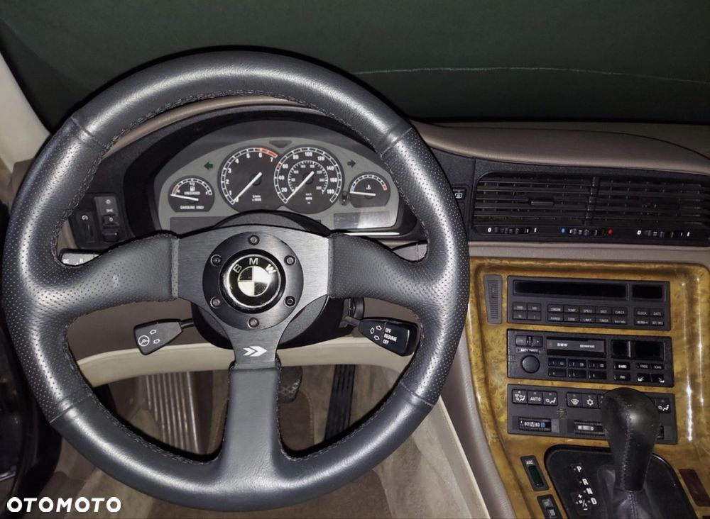 BMW Seria 8 - 5