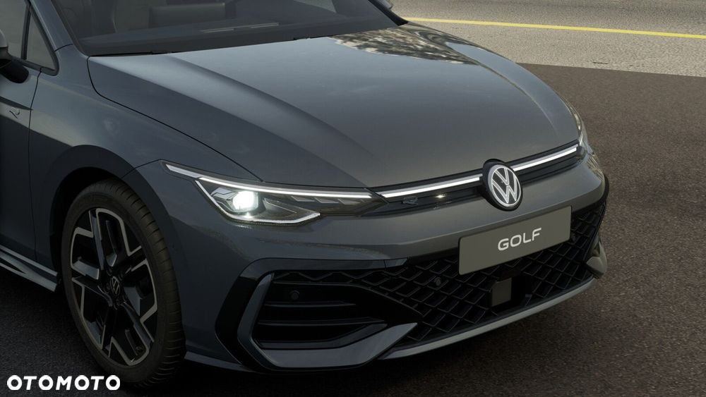 Volkswagen Golf - 8