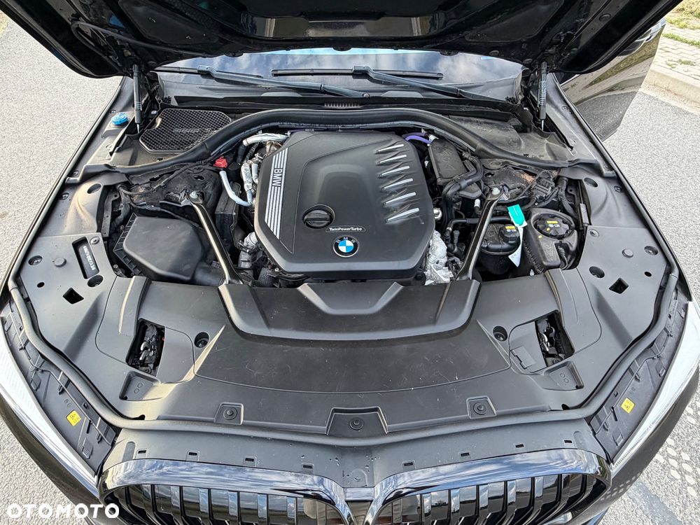 BMW Seria 7 730Ld xDrive mHEV - 20