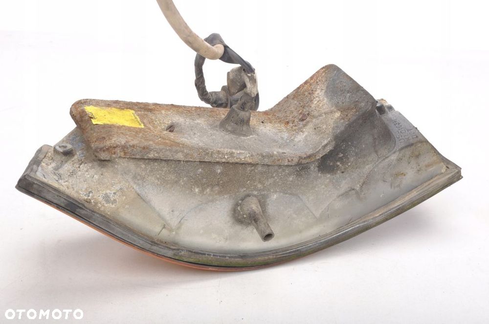 PORSCHE 911 II 930 LAMPA PRAWA TYLNA PRAWY TYŁ - 7