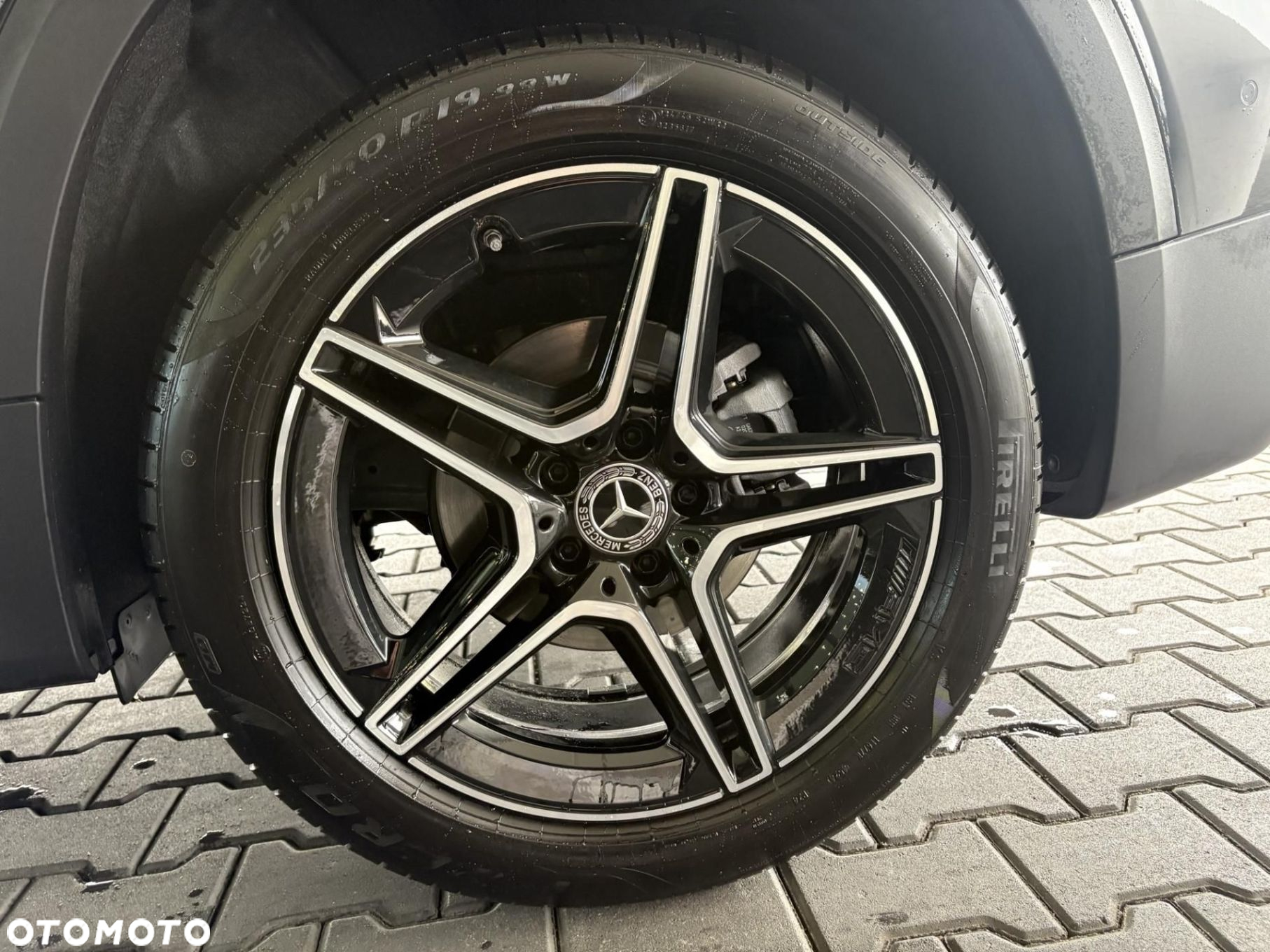 Mercedes-Benz GLB - 6