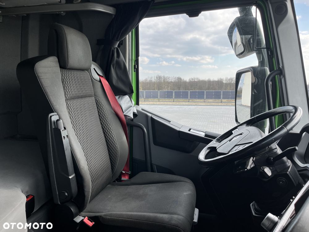 Renault T 480 - 17