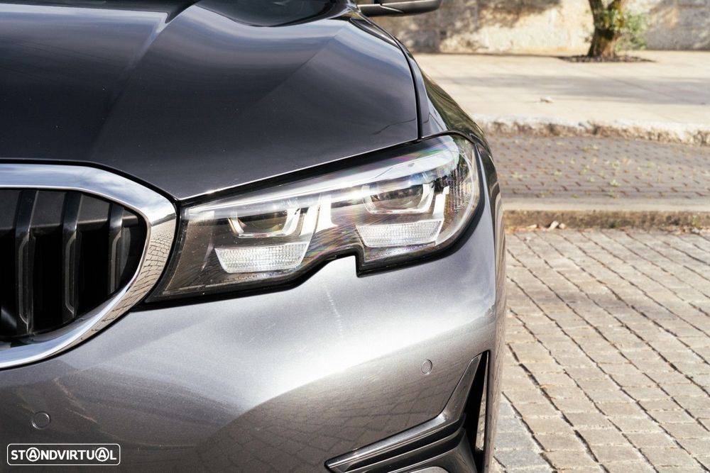 BMW 320 e Line Sport Auto - 48