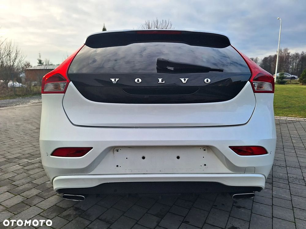 Volvo V40 D2 Momentum - 7