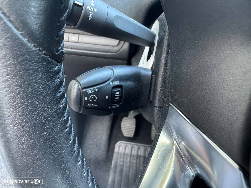 Peugeot 208 1.2 PureTech Active - 15