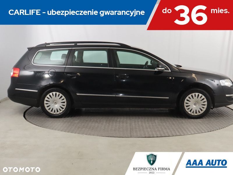 Volkswagen Passat Variant - 7