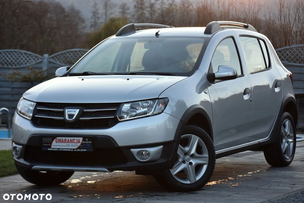 Dacia Sandero Stepway dCi 90 (S&S) Essential - 1
