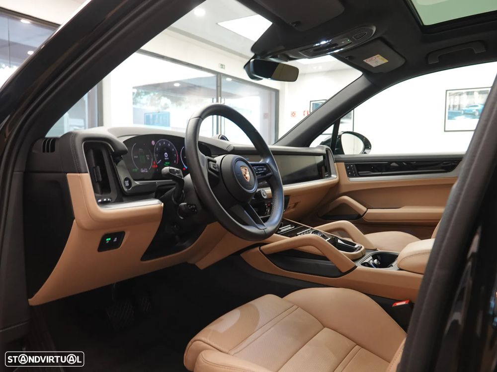 Porsche Cayenne E-Hybrid - 18