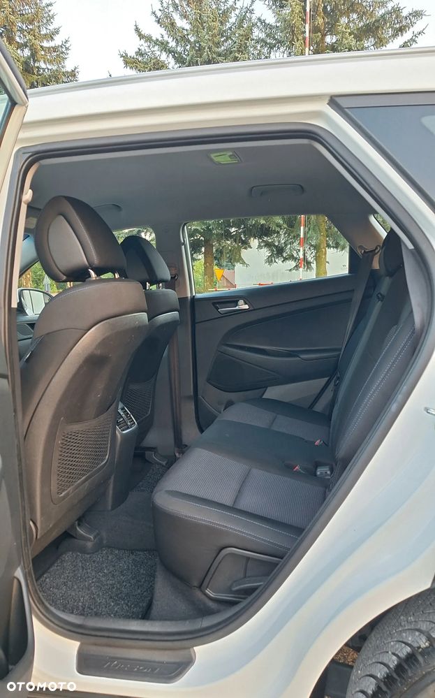 Hyundai Tucson 1.7 CRDI BlueDrive Style 2WD DCT - 28