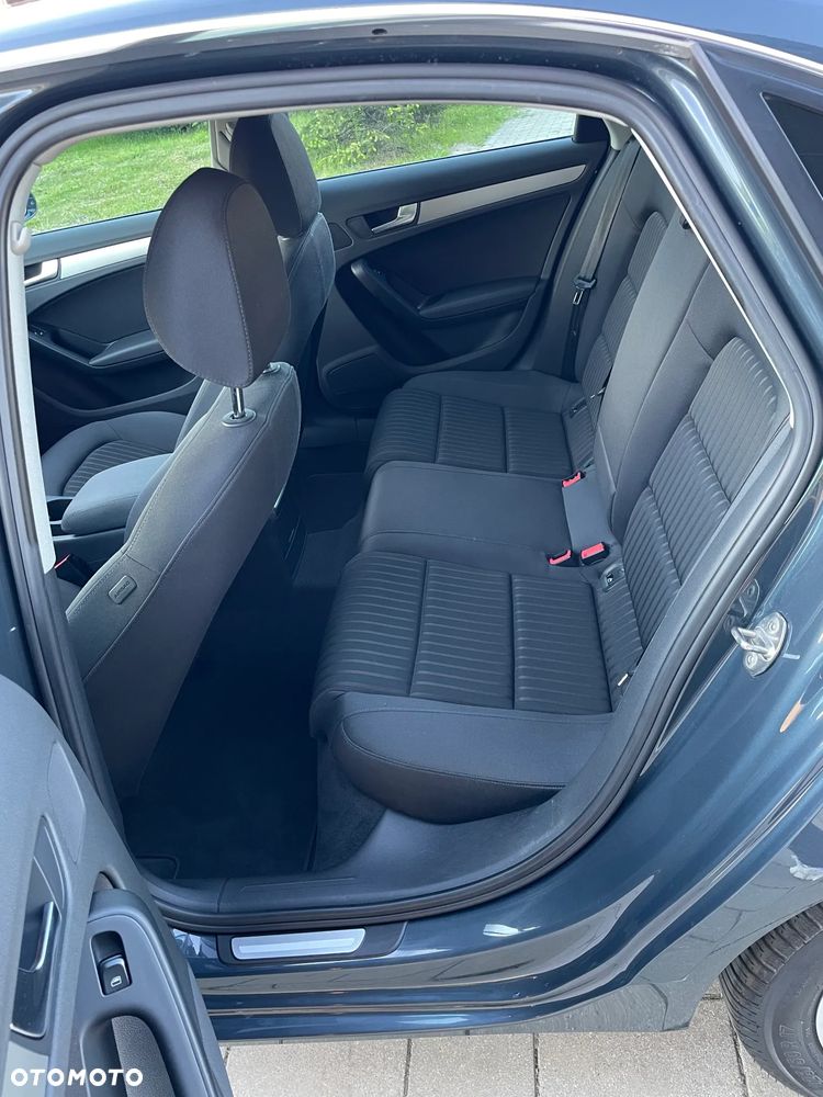 Audi A4 Limousine 1.8 TFSI Ambiente - 21