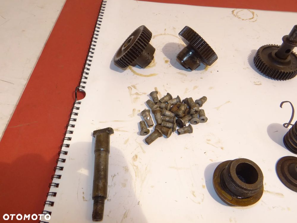 JUNAK M10 , M7 ZĘBATKI KORKI  PROWADNICE INNE CENA ZA CAŁOŚĆ  R005 - 10