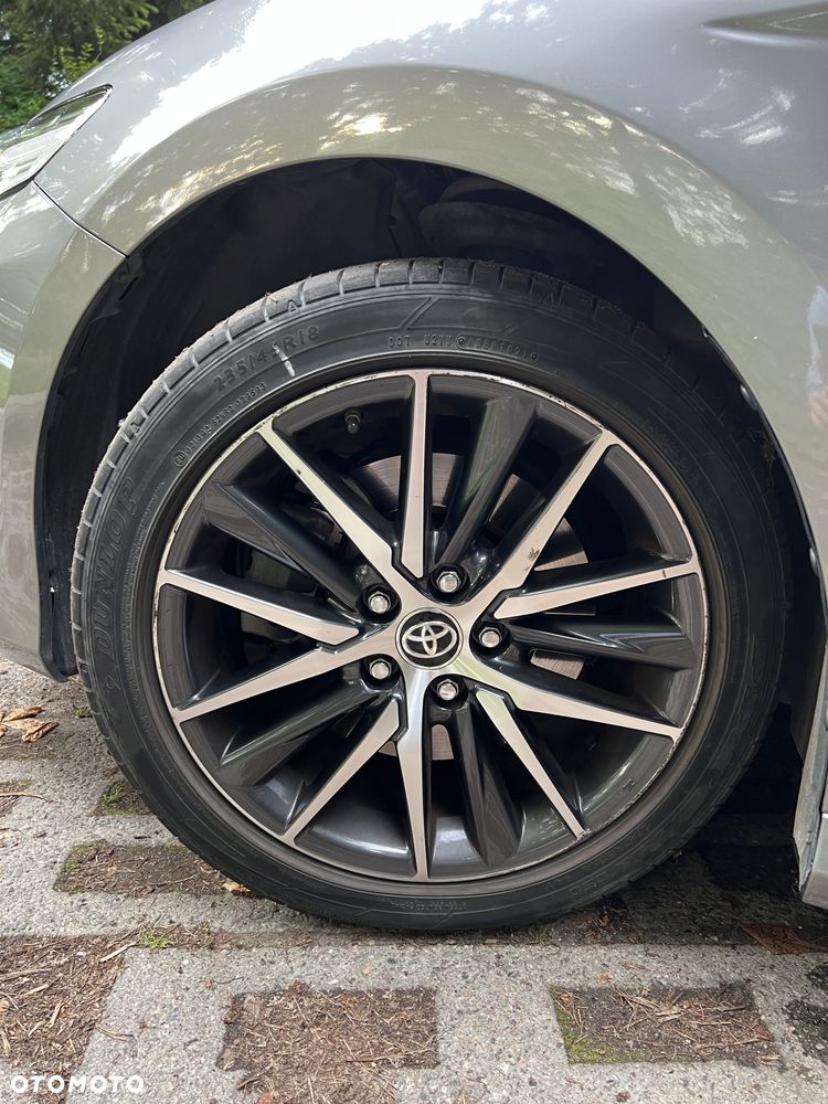 Toyota Camry 2.5 Hybrid Executive CVT - 10