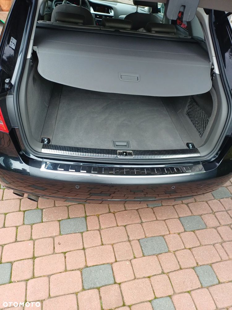 Audi A4 Avant - 11