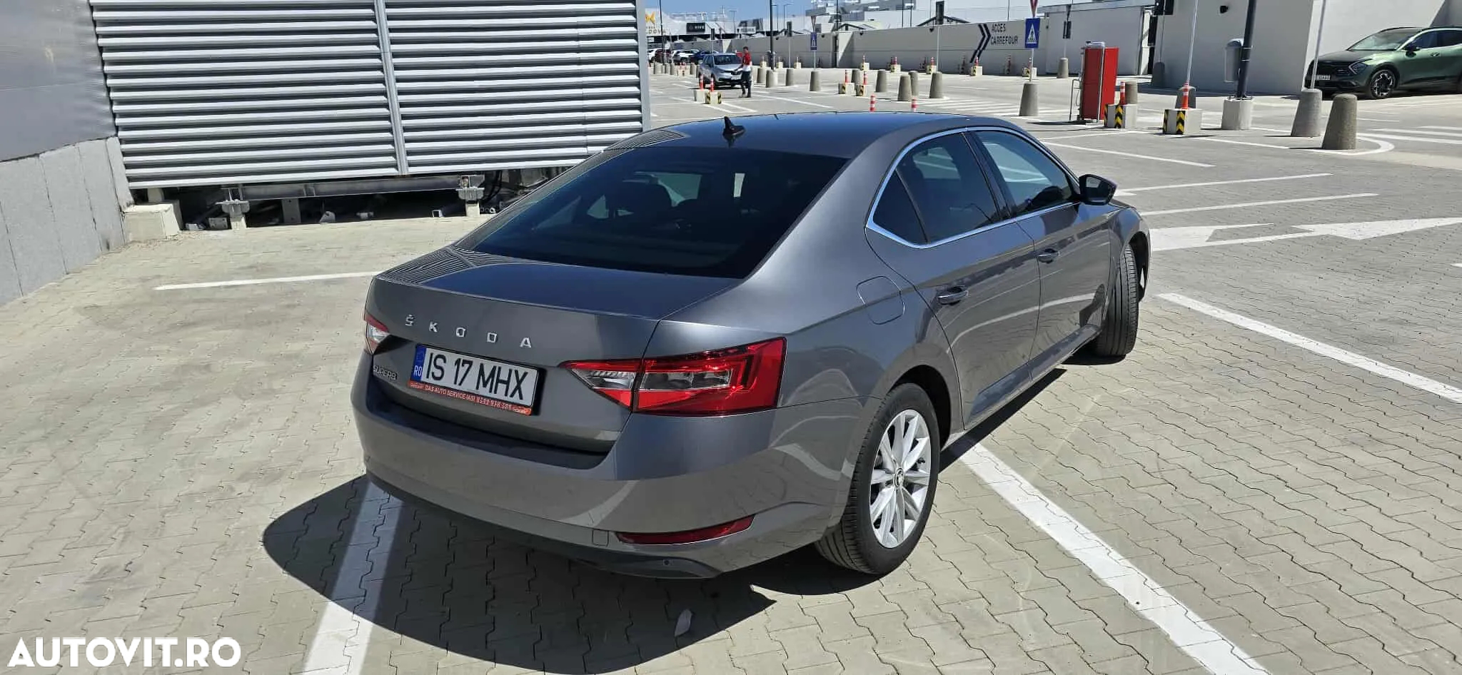 Skoda Superb - 17