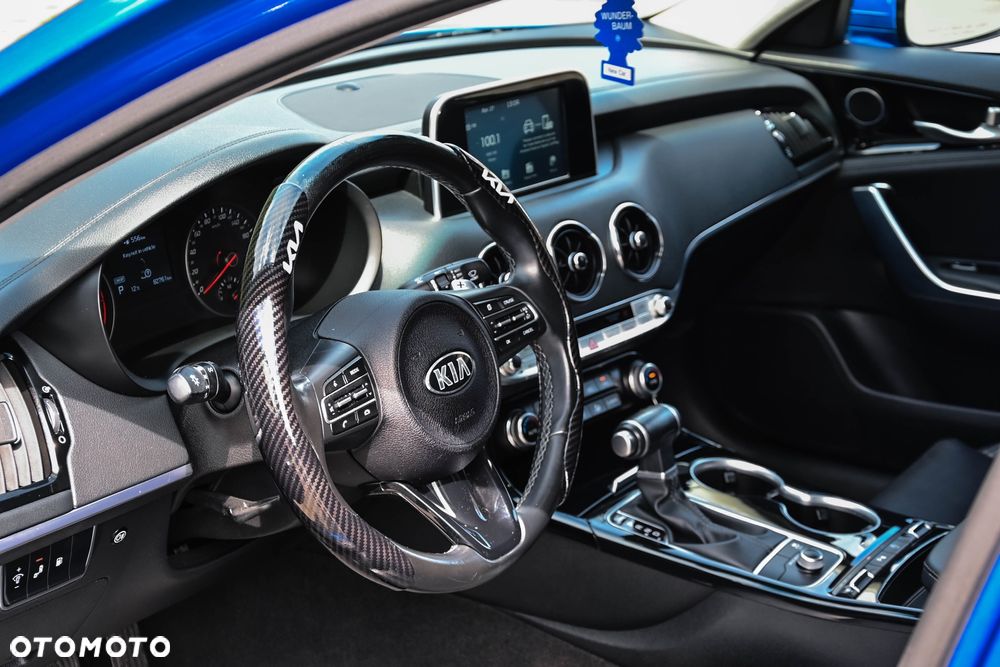 Kia Stinger - 23