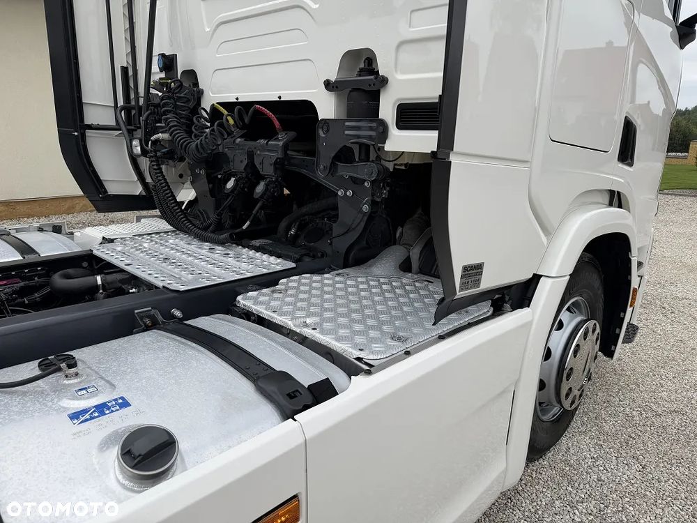 Scania R 450 / STANDARD / 21-22R./ SALON / RETARDER / MOCNO DOPOSAŻONA / FULL LED / VIRTUAL / STAN FABRYCZNY / SALON POLSKA / - 9