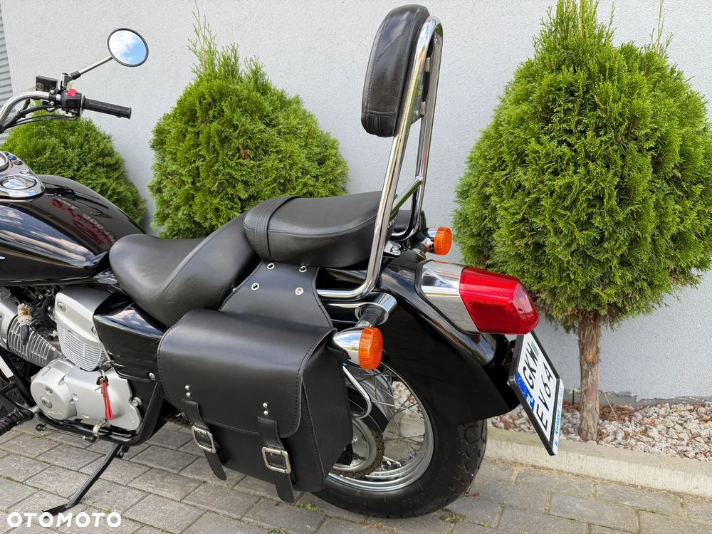 Honda Shadow - 26