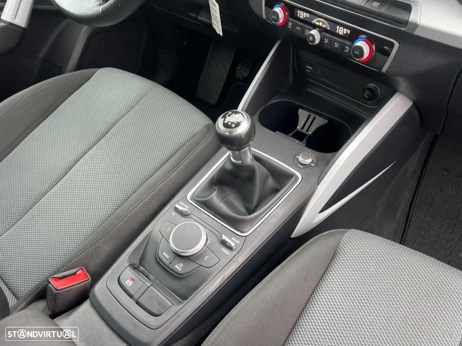 Audi Q2 1.6 TDI - 10