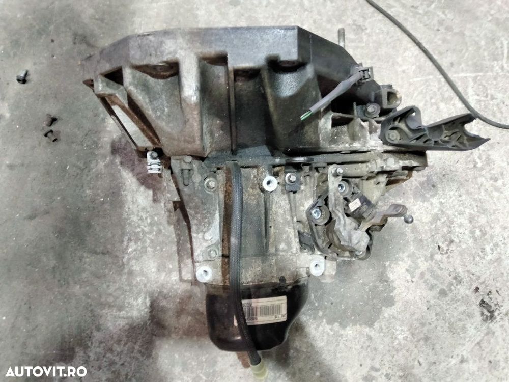 Cutie viteze manuală 6 trepte Renault Megane 3 1, 5 dci euro5 - 2