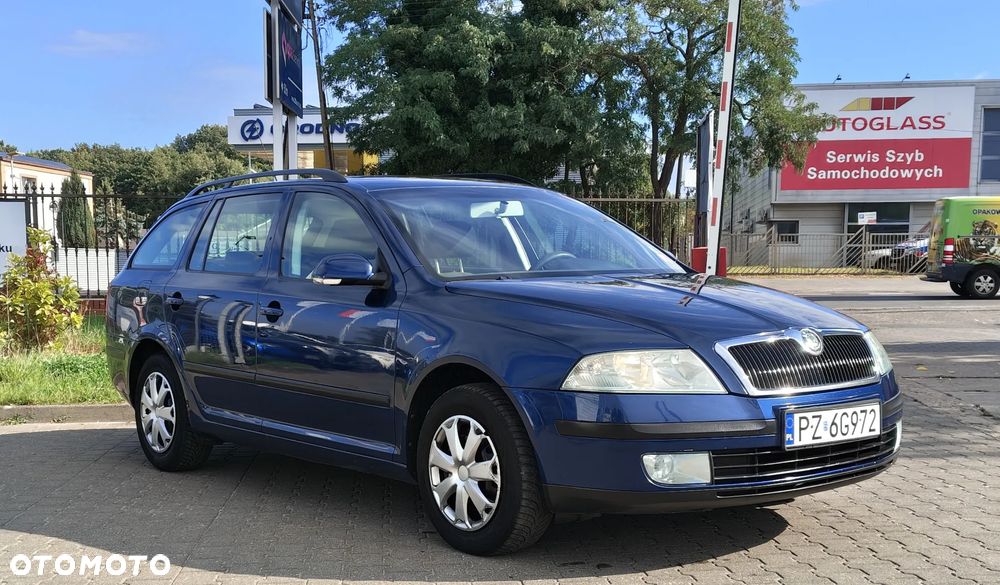 Skoda Octavia 1.6 FSI Classic - 3