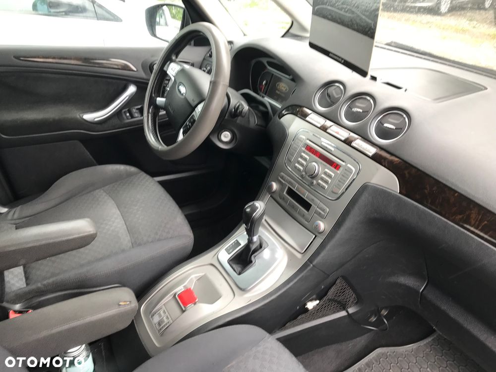 Ford Galaxy - 6