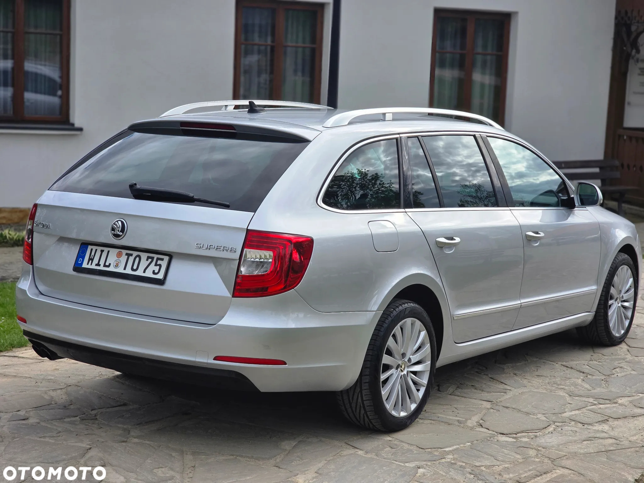 Skoda Superb 2.0 TDI Comfort DSG - 12