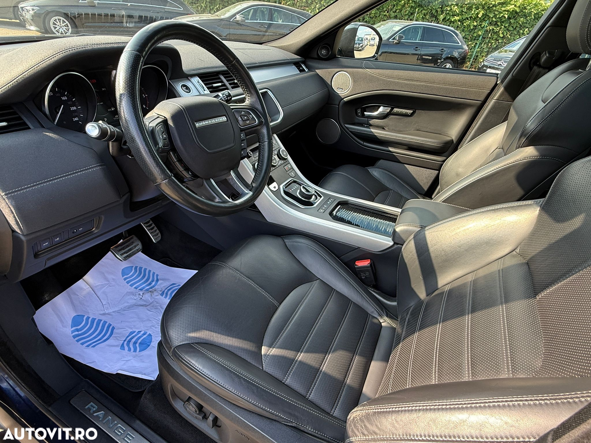 Land Rover Range Rover Evoque - 7