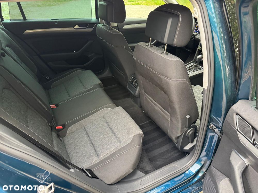 Volkswagen Passat 2.0 TDI EVO Business DSG - 10