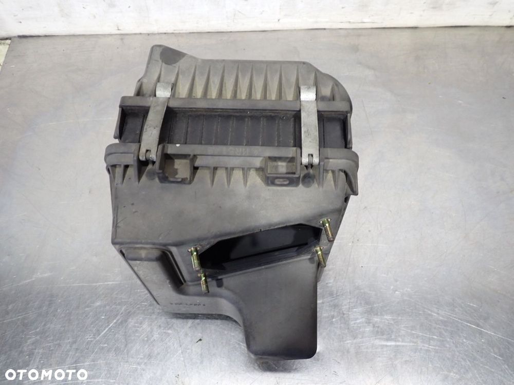 OBUDOWA FILTRA POWIETRZA MITSUBISHI OUTLANDER  MR51499 - 5