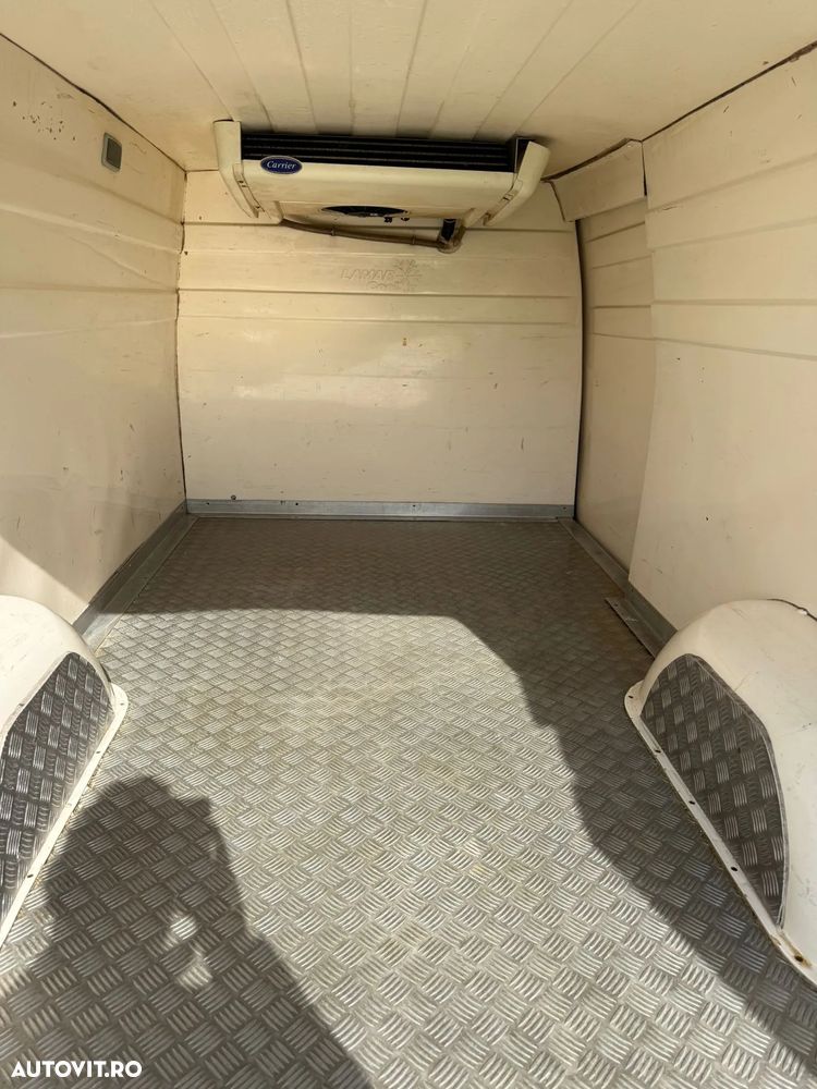 Volkswagen Transporter - 5