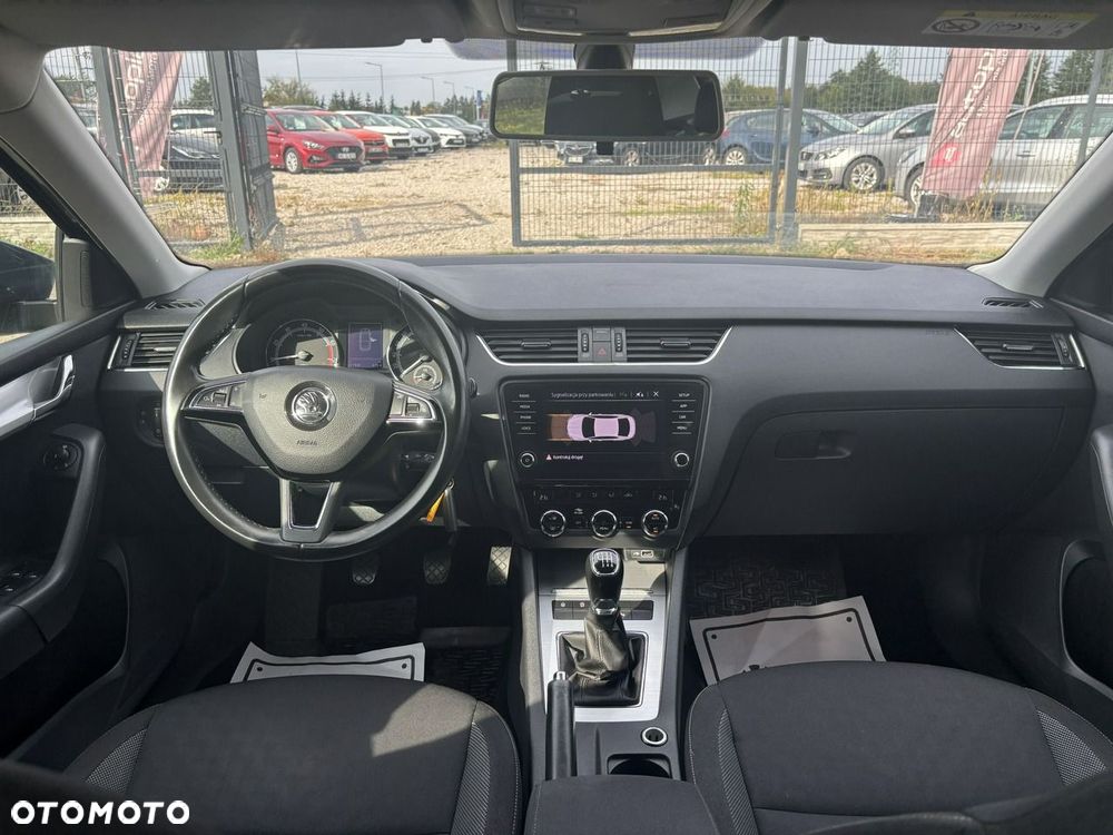 Skoda Octavia - 23
