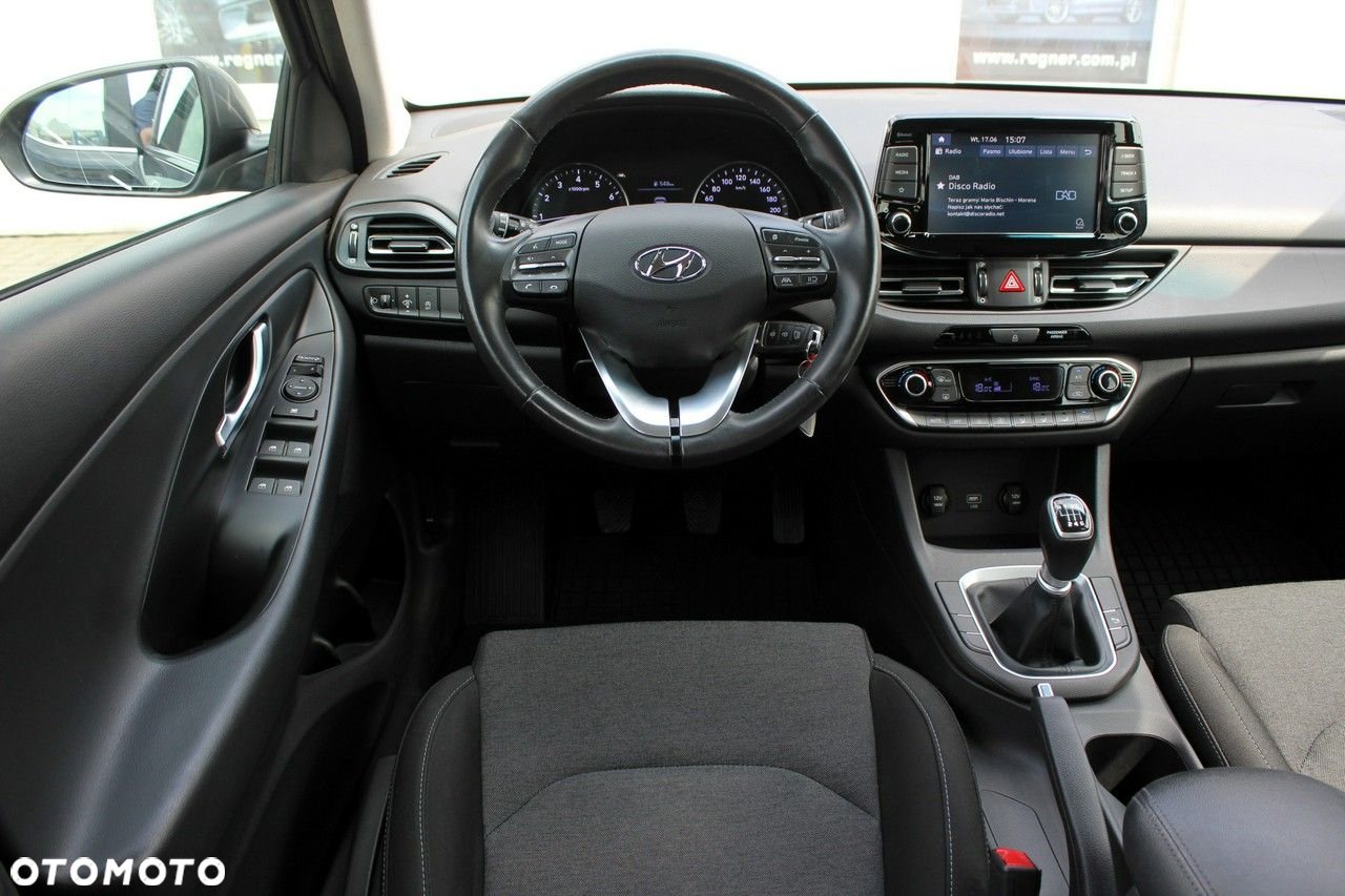 Hyundai i30 1.5 DPI Comfort - 11