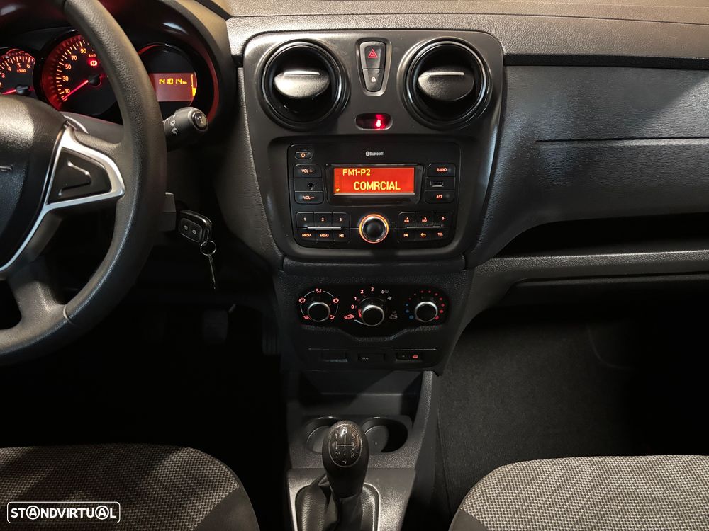 Dacia Lodgy 1.2 TCe Confort 7L - 17
