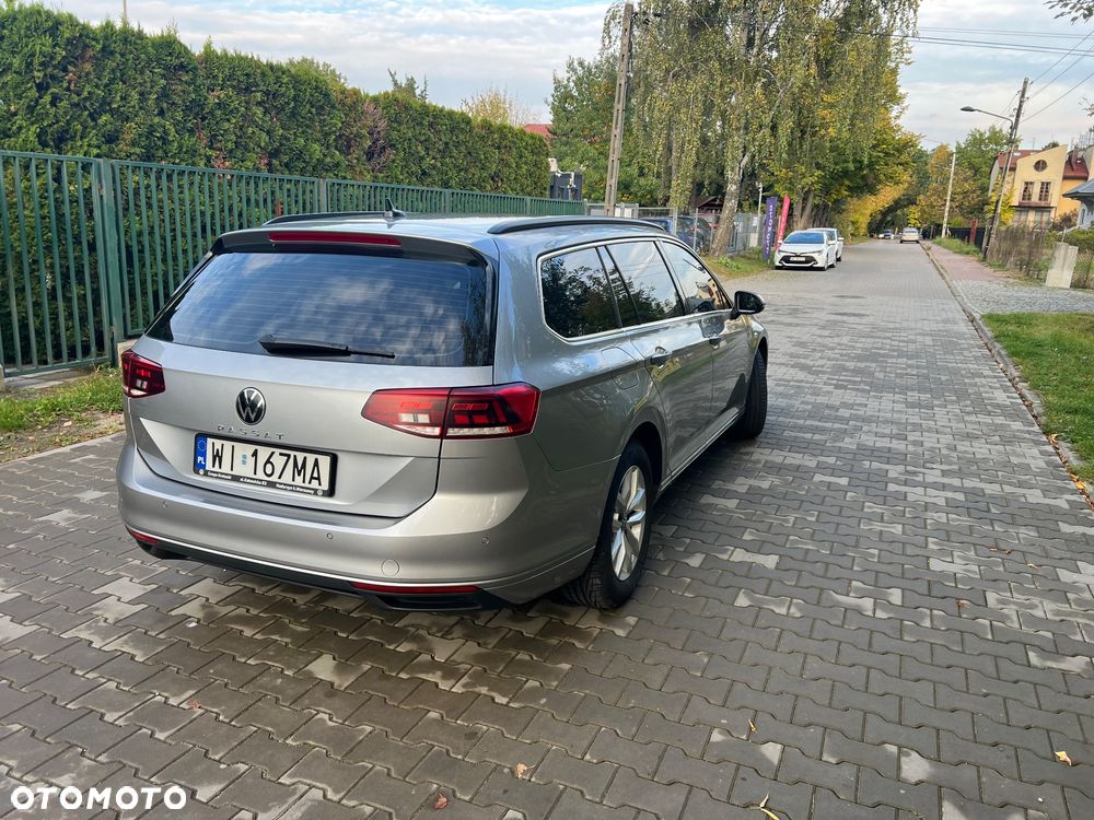 Volkswagen Passat 2.0 TDI EVO Business DSG - 2